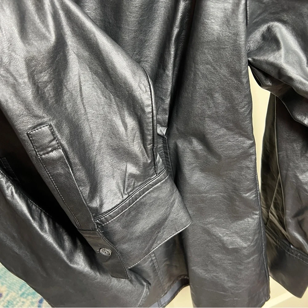 Banana Republic Black Faux Leather Button-Down Shirt Size M